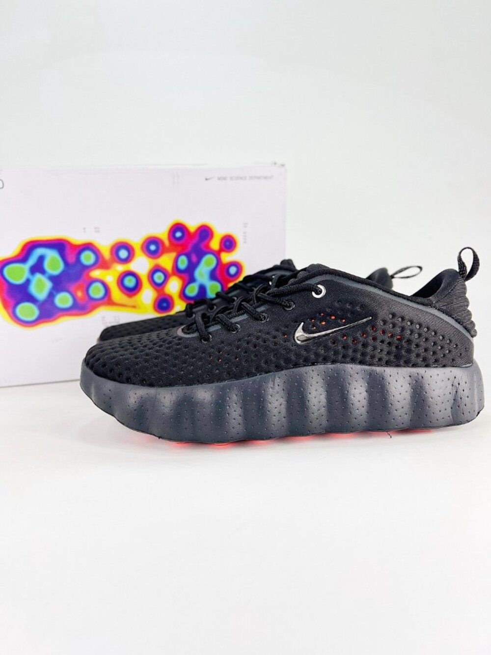 Nike Mind 002 Neuroscience Sneaker Black Hyper Crimson